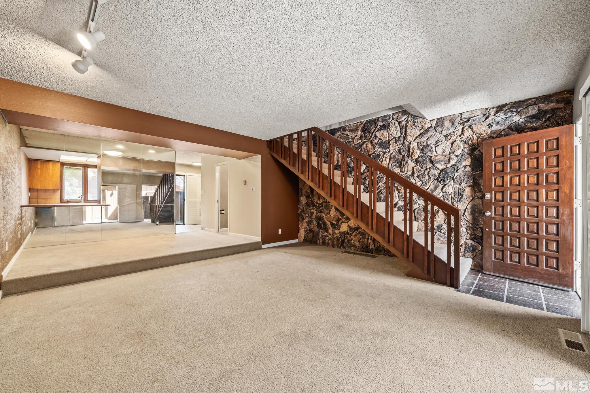 1934 South Villa Way Reno, NV 89509 - Photo 7 of 25 Photo 7