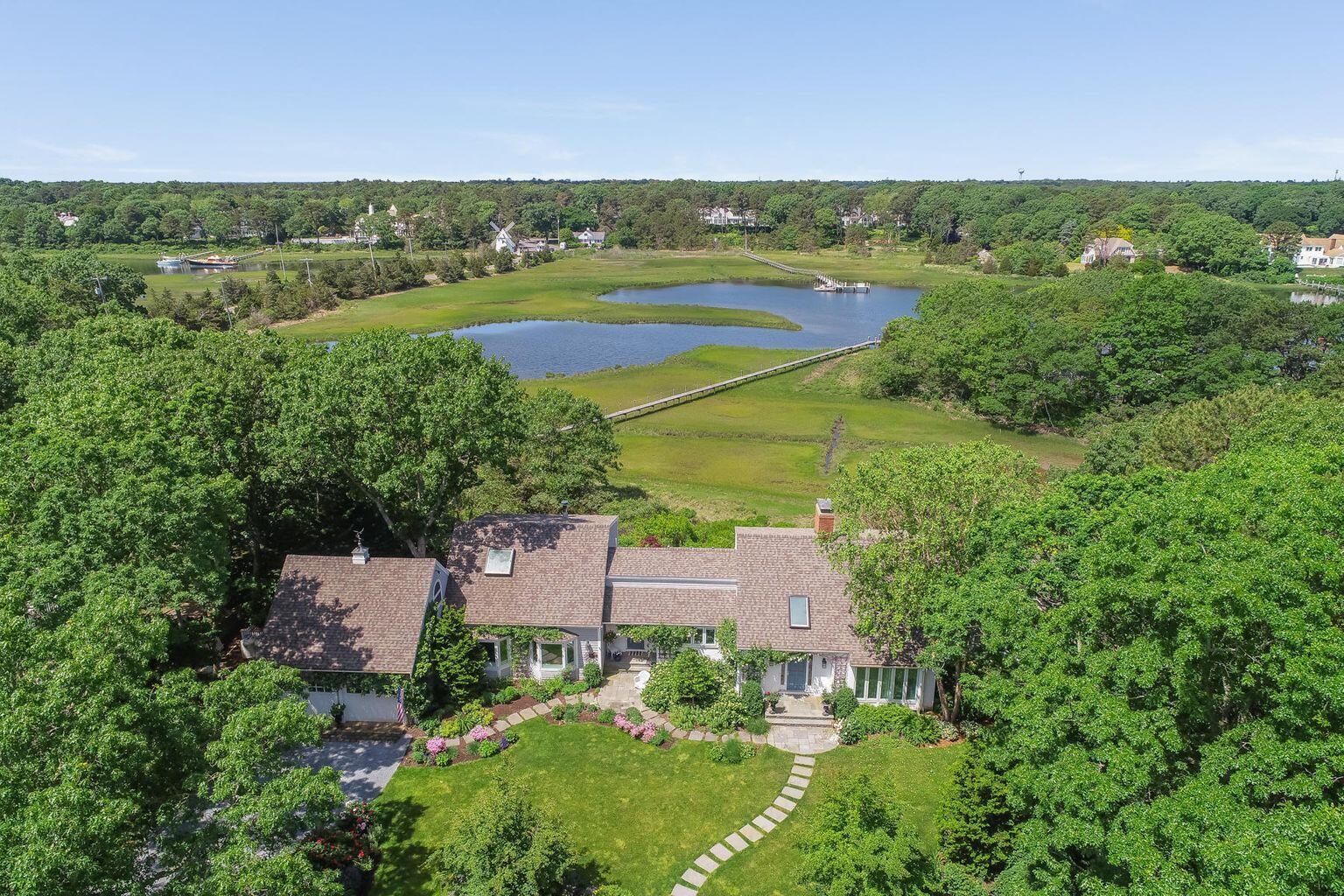 142 Great Bay Road Osterville, MA 02655 - Photo 1 of 43 2