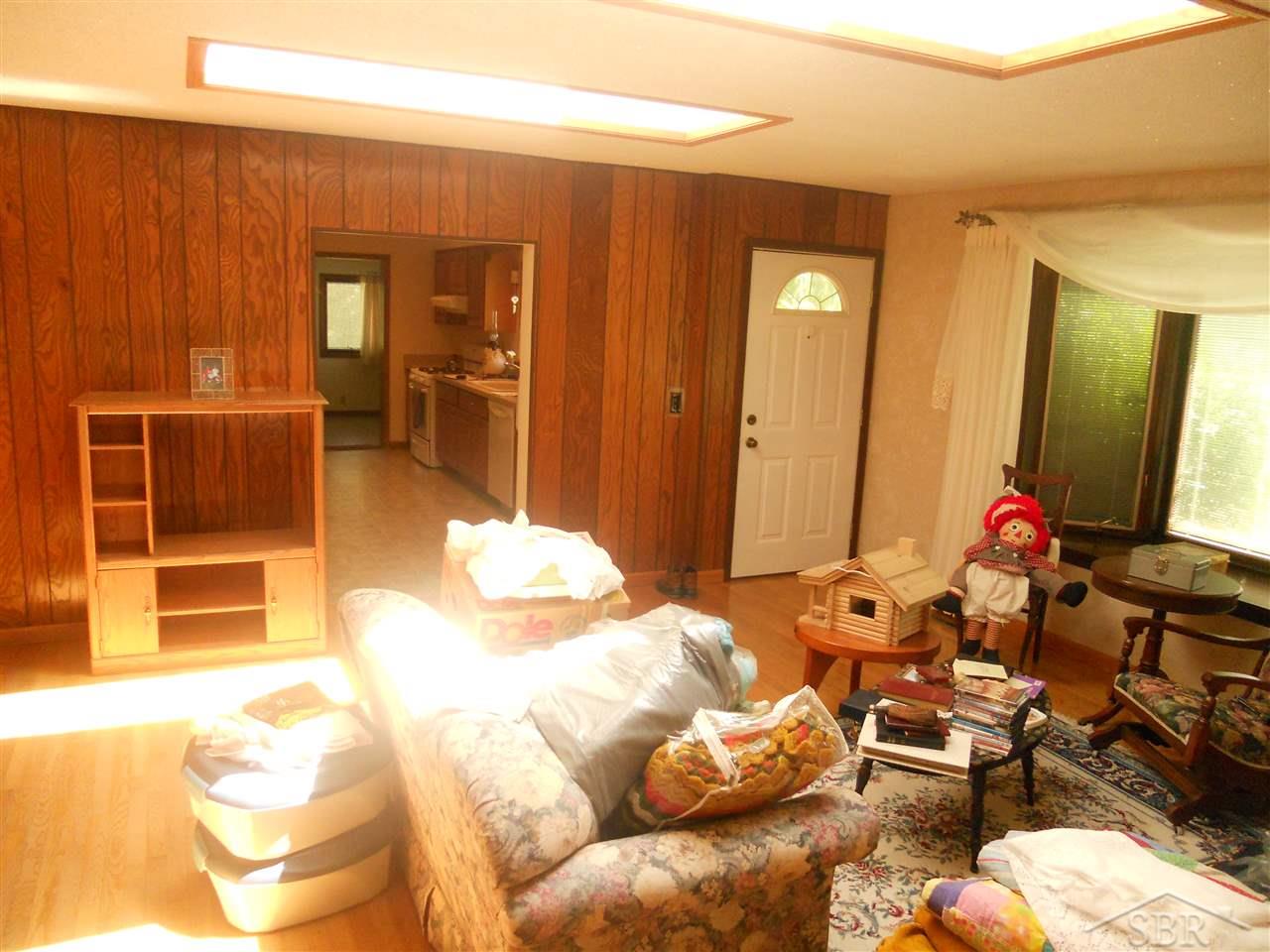 9120 Ormes Road Vassar, MI 48768 - Photo 4 of 16 31248670-3.JPG