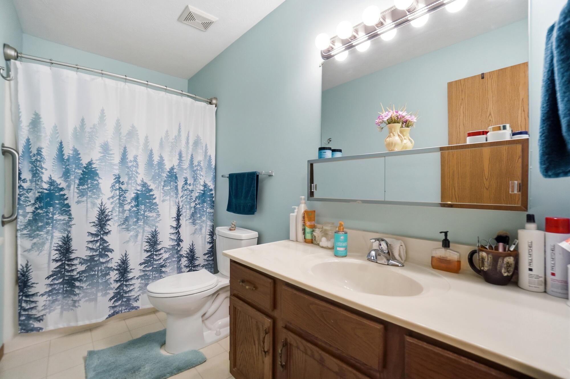 1043 Armsgate Road Springfield, OH 45503 - Photo 33 of 45 0164