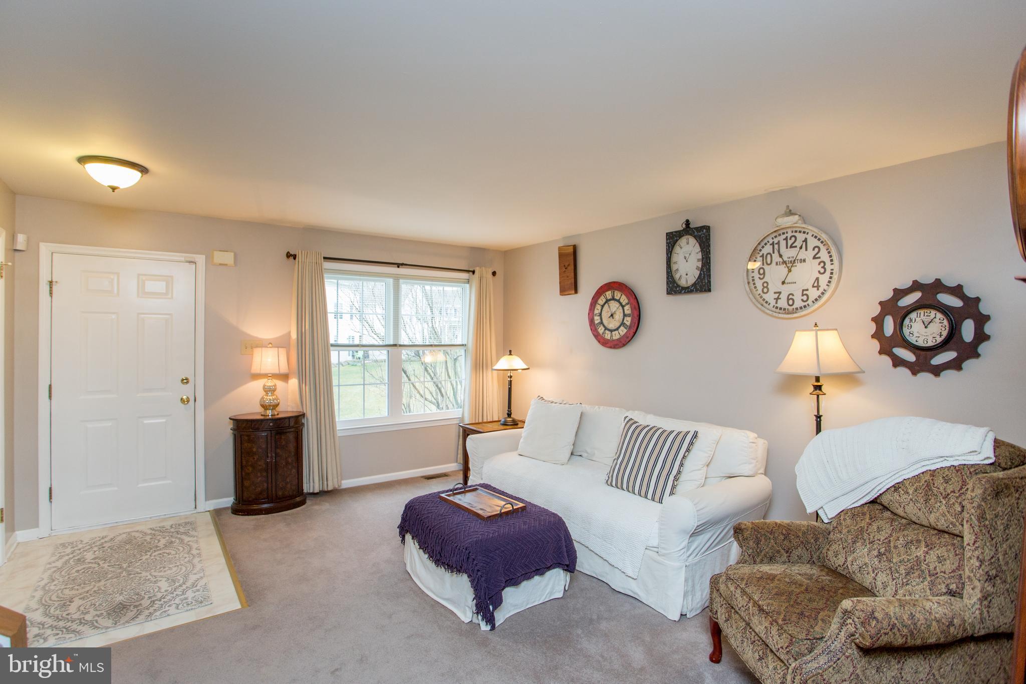 5453 Rinker Circle, Unit 291 Doylestown, PA 18902 - Photo 4 of 36 Living Room