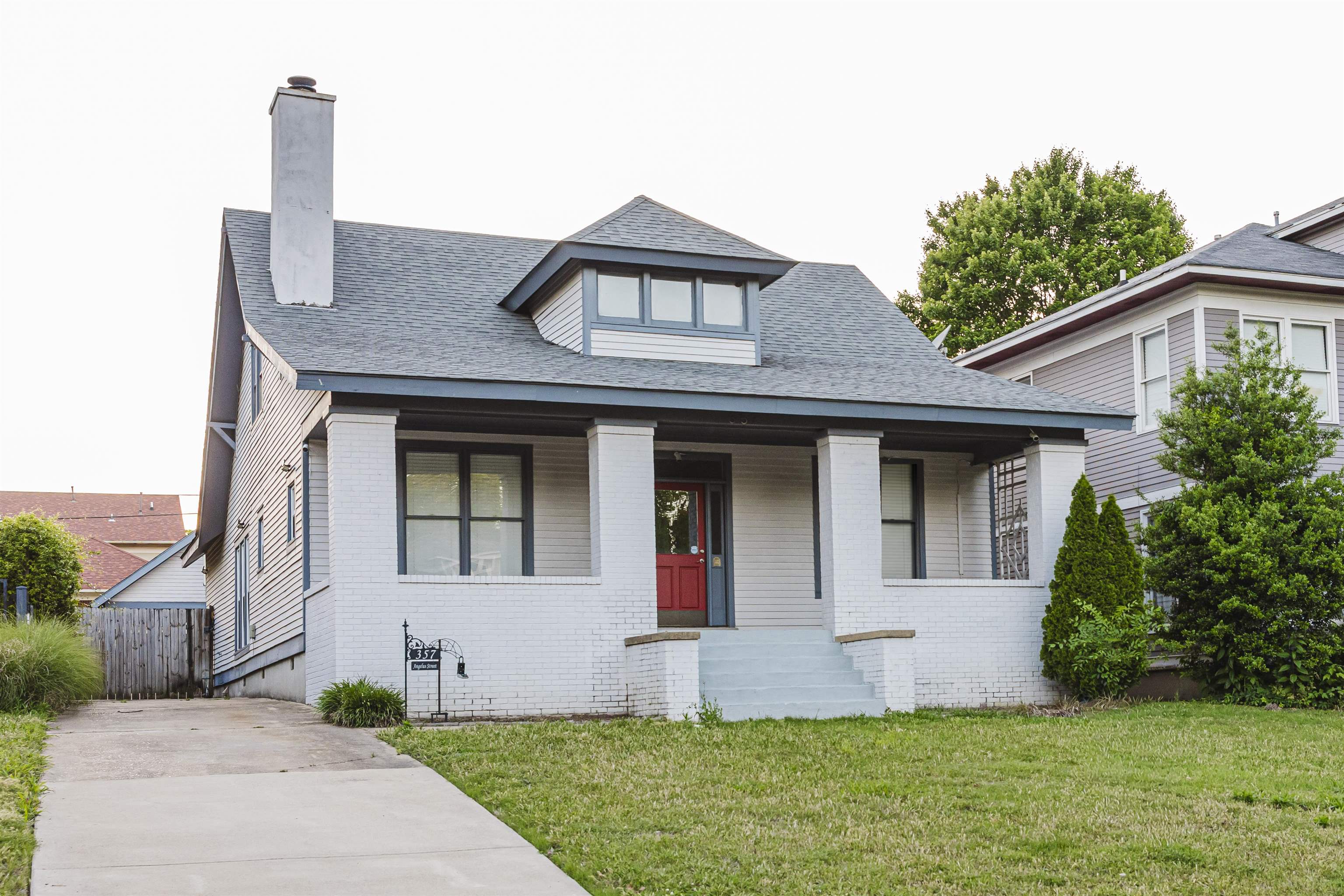 357 Angelus Street Memphis, TN 38112 - Photo 3 of 40