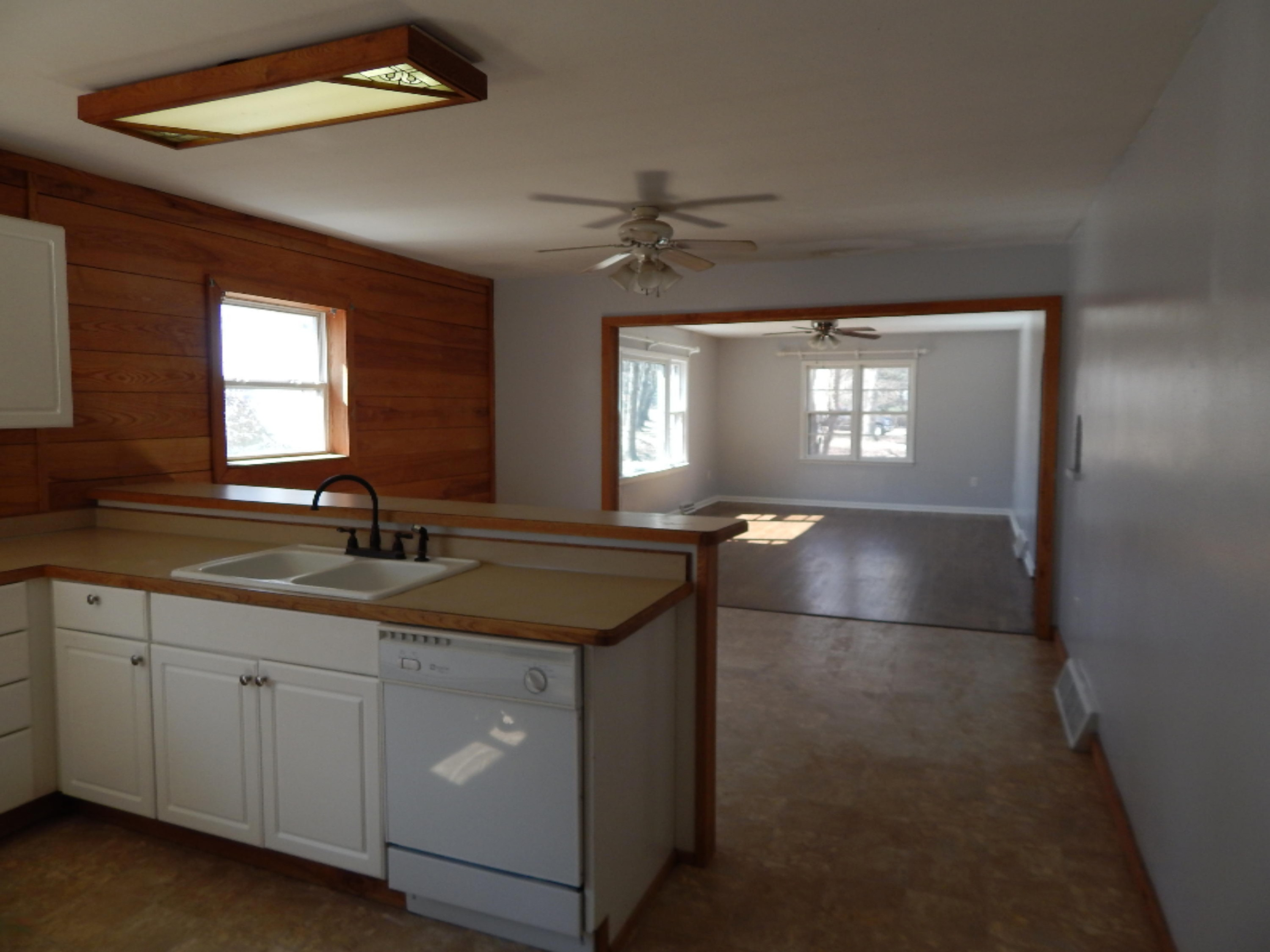 16904 Featherstone Road Constantine, MI 49042 - Photo 8 of 22 DSCN4092