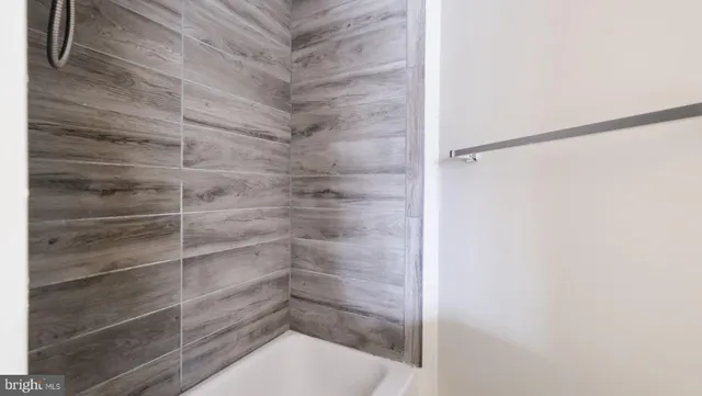 $1,000 | 2 West State Street, Unit 2A, Media, PA 19063