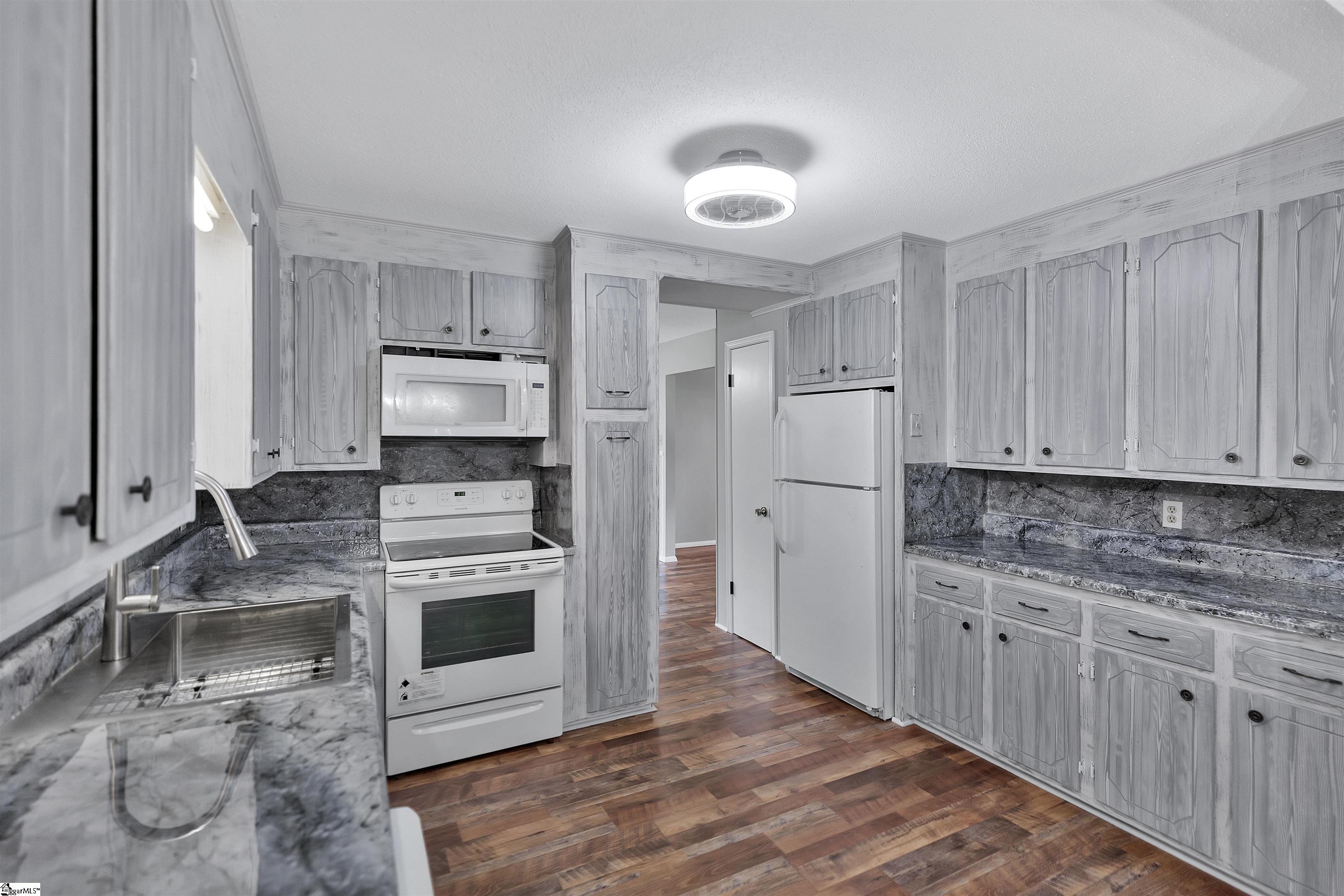 2305 Poplar Lane Anderson, SC 29621 - Photo 15 of 34