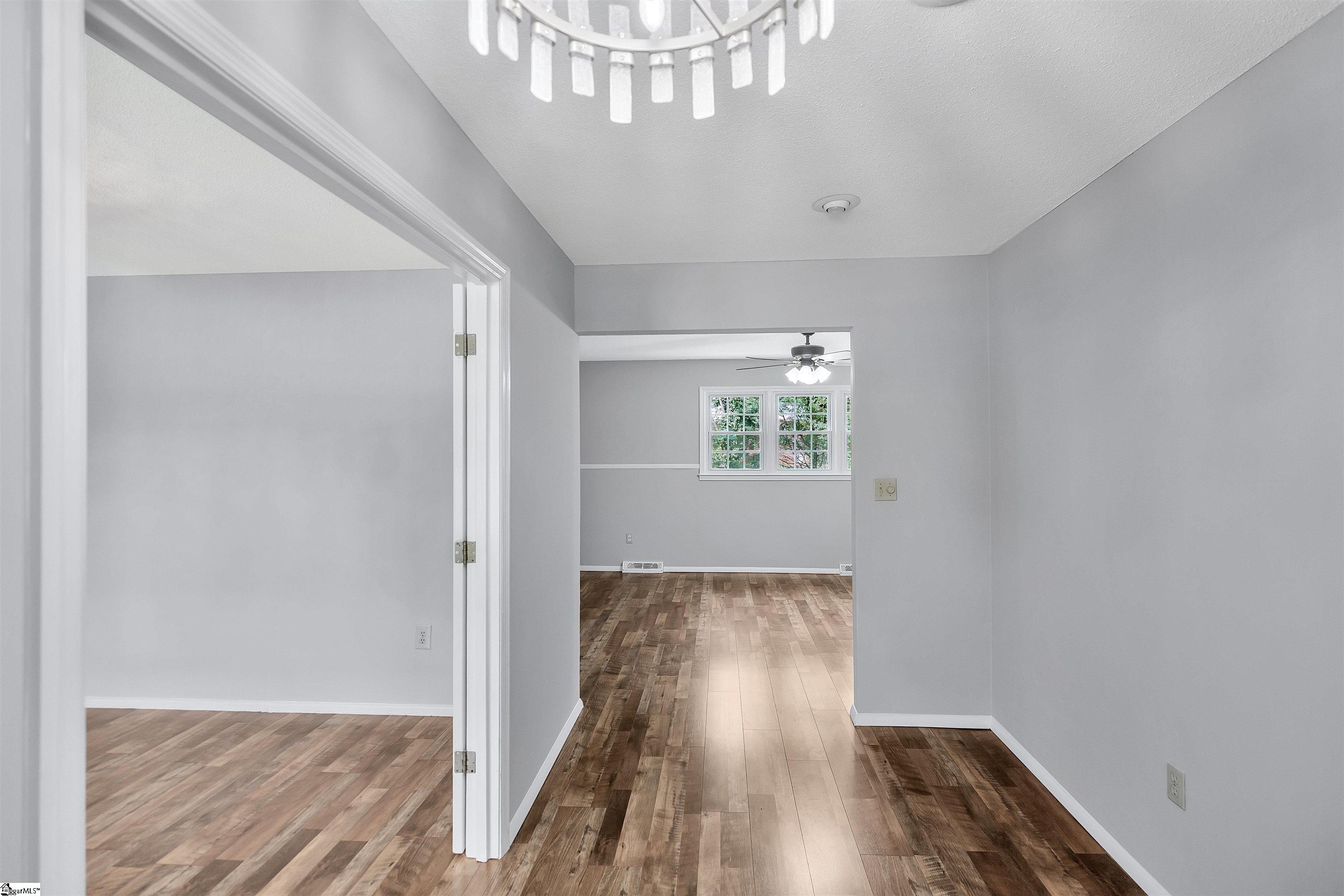 2305 Poplar Lane Anderson, SC 29621 - Photo 7 of 34