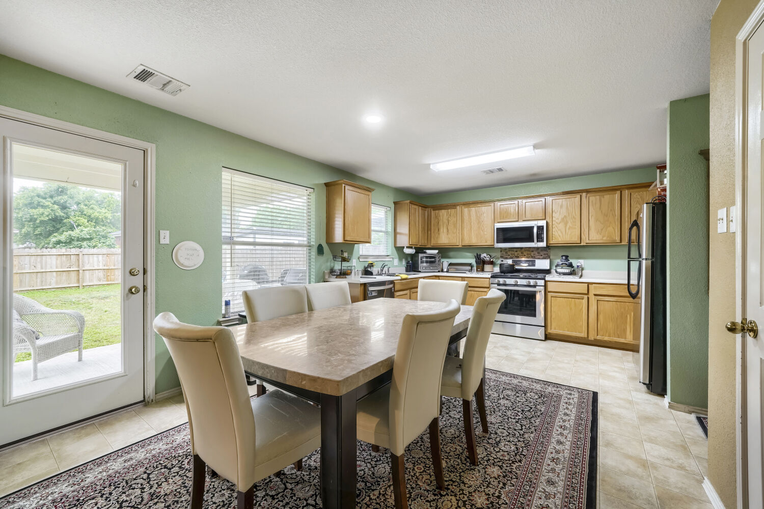 1017 Coronation Way Pflugerville, TX 78660 - Photo 6 of 17