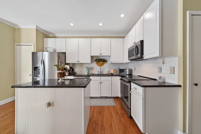 $355,000 | 38347 Churchill Lane, Farmington Hills, MI 48331