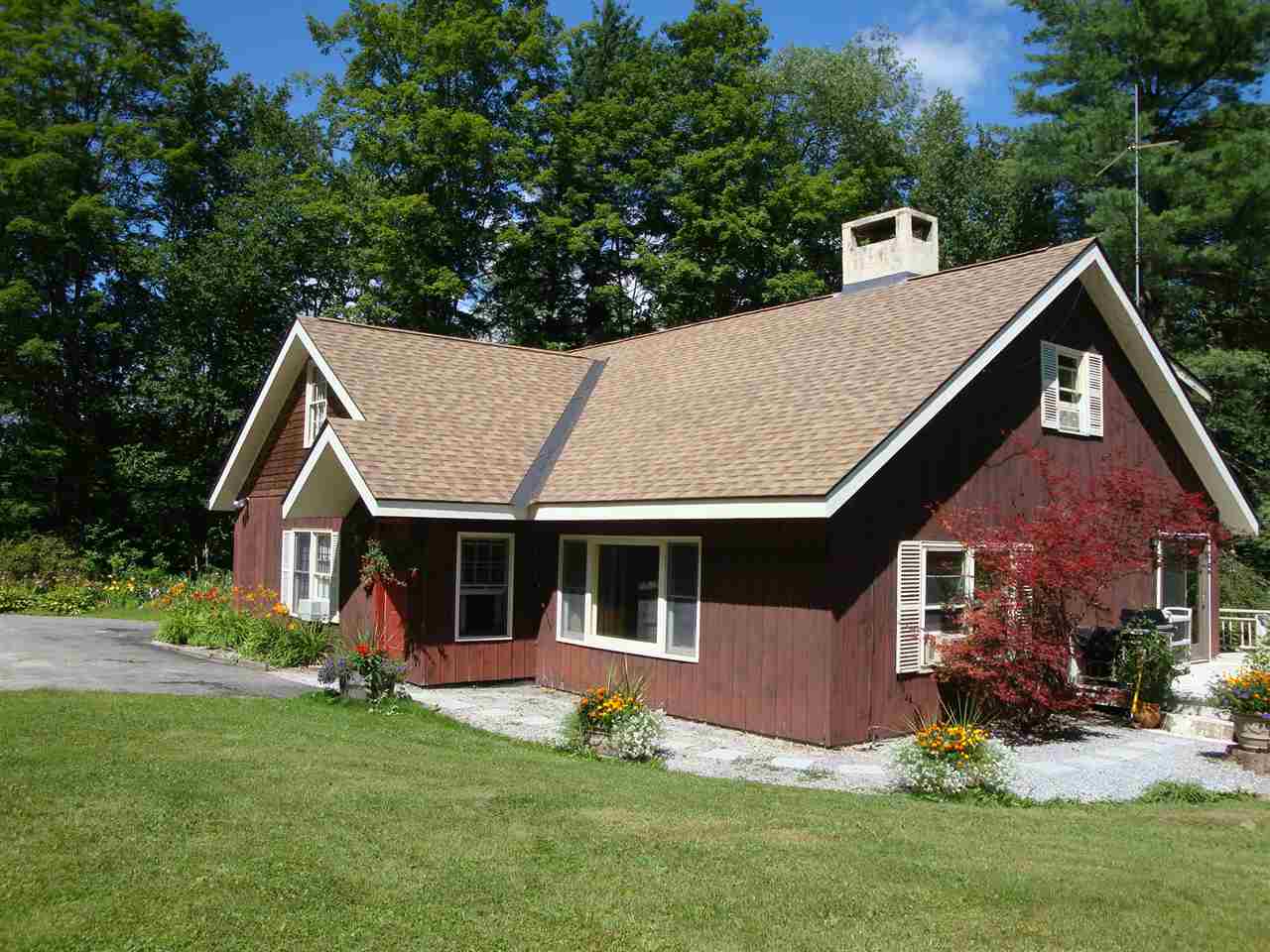 199 Old Stowell Hill Road Londonderry, VT 05148 - Photo 1 of 24