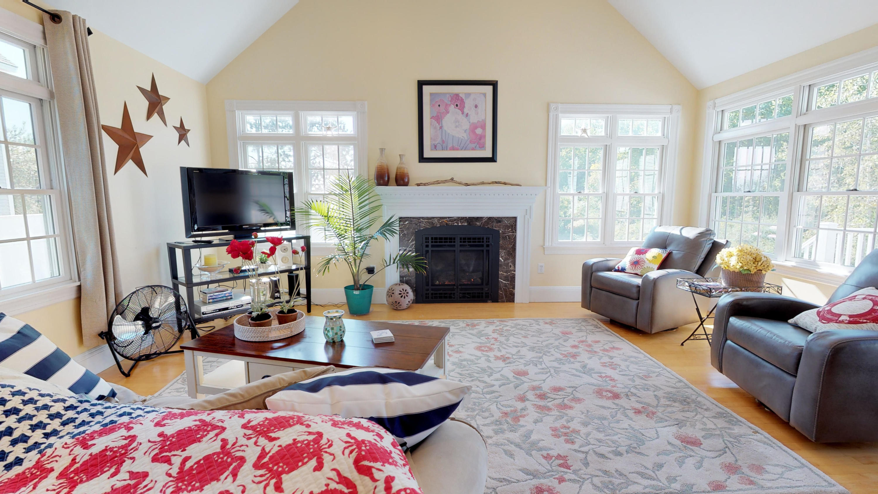 261 Long Sands Road York, ME 03909 - Photo 4 of 28 261-Long-sands-rd-09232019_112136