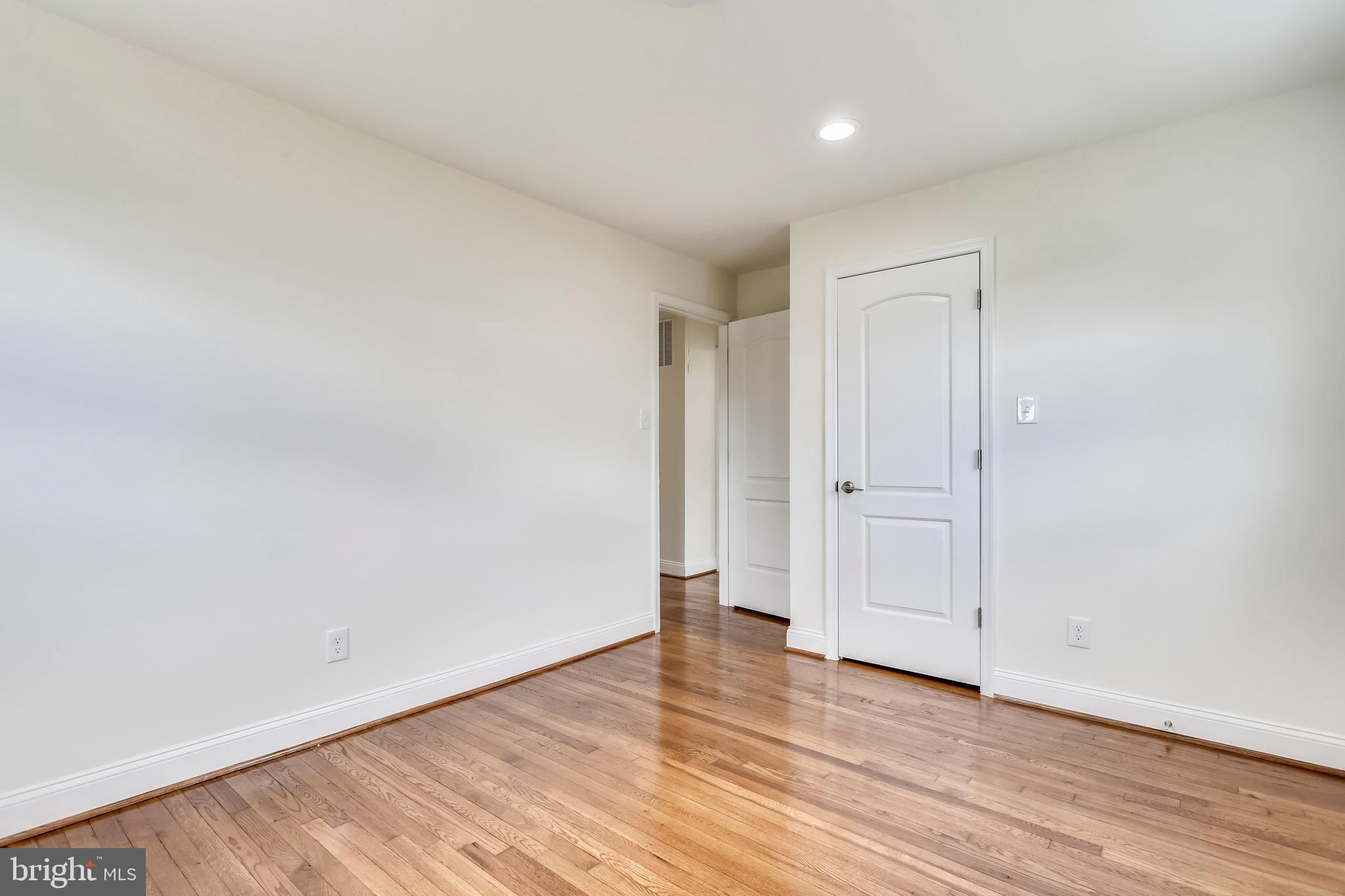 12728 Gould Road Silver Spring, MD 20906 - Photo 12 of 28 Gallery Image 12