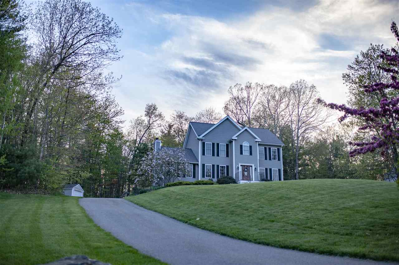 42 Greenhaven Road Salem, NH 03079 - Photo 2 of 40