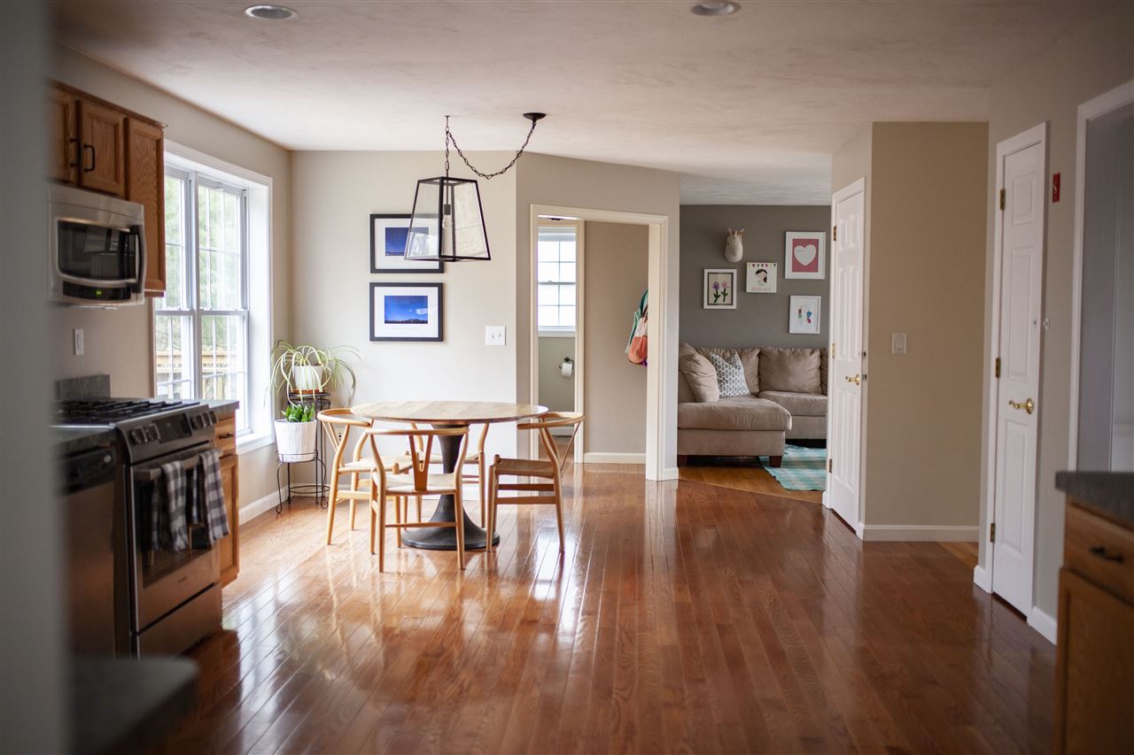 42 Greenhaven Road Salem, NH 03079 - Photo 19 of 40