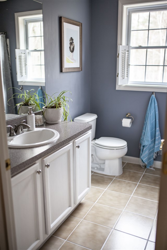 42 Greenhaven Road Salem, NH 03079 - Photo 29 of 40