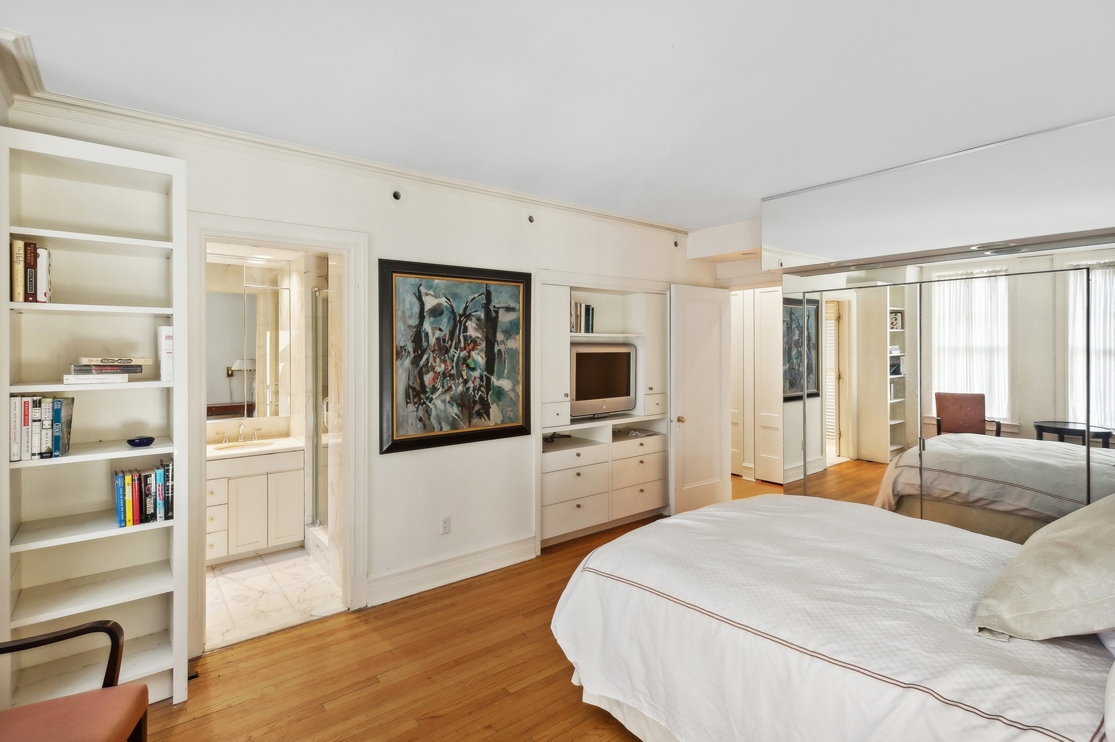 20 East Cedar Street, Unit 6D Chicago, IL 60611 - Photo 26 of 30