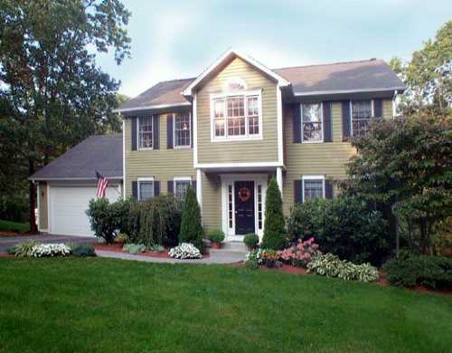 231 Wickham Road North Kingstown, RI 02852 - Photo 1 of 8 Exterior Front.