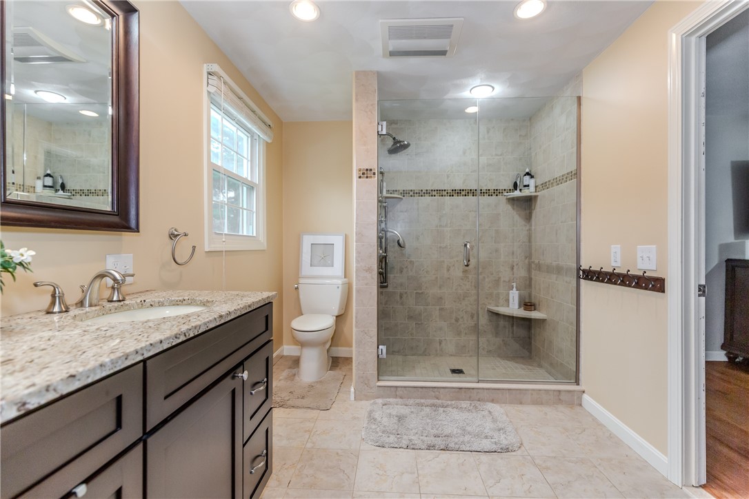 11 Greenbrier Road Smithfield, RI 02828 - Photo 28 of 48 Gallery Image 28