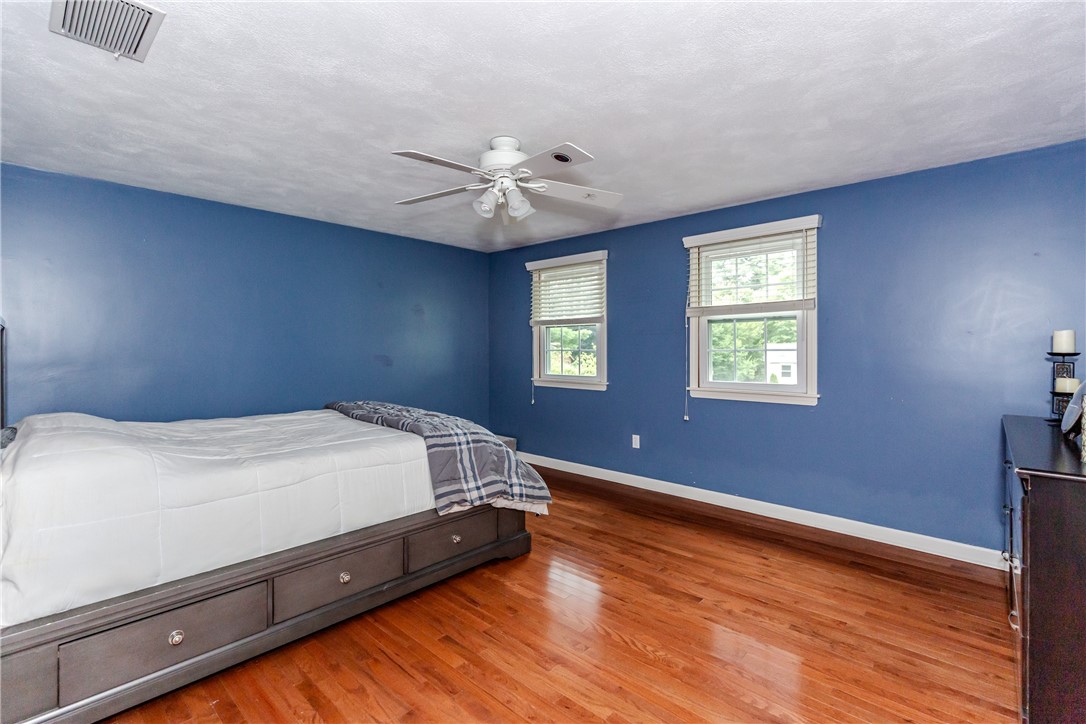 11 Greenbrier Road Smithfield, RI 02828 - Photo 32 of 48 Gallery Image 32