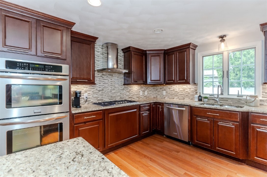 11 Greenbrier Road Smithfield, RI 02828 - Photo 7 of 48 Digitally enhanced