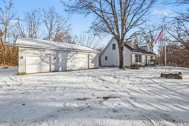 $450,000 | 1710 215th Avenue, Morley, MI 49336