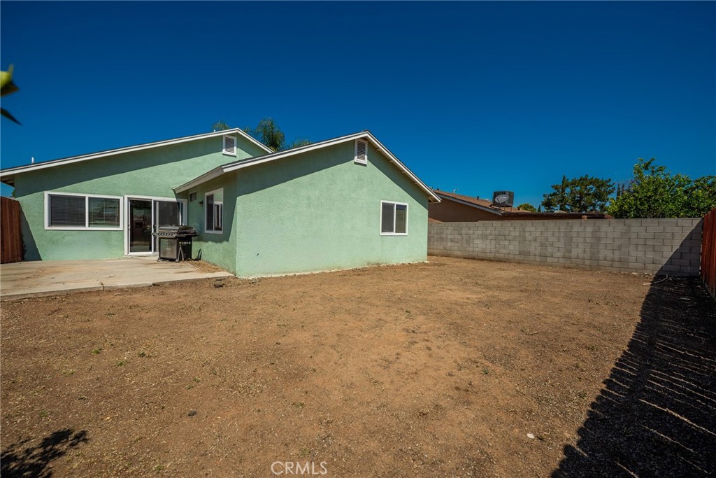 6732 San Joaquin Way Riverside, CA 92503 - Photo 20 of 25