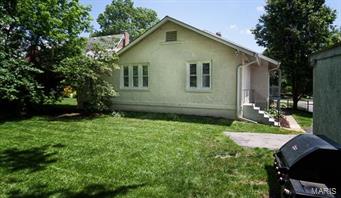 435 North Sappington Road Glendale, MO 63122 - Photo 4 of 21