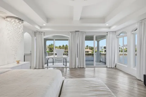 $5,995,000 | 5600 Coastal Drive, Boca Raton, FL 33487