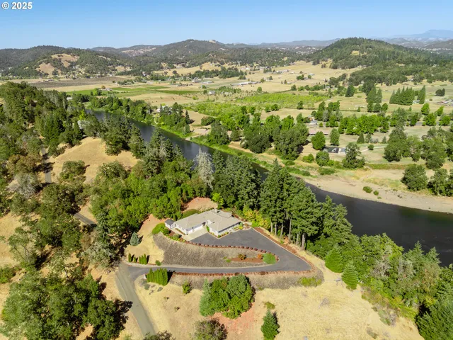 $749,900 | 790 Tranquil Lane, Roseburg, OR 97471