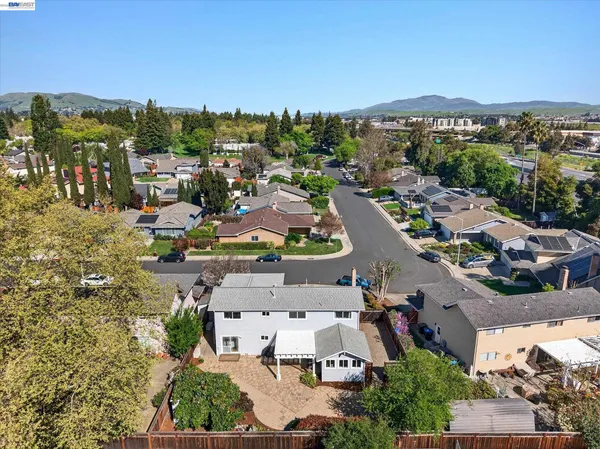 $1,695,000 | 7326 Hillsdale Drive, Pleasanton, CA 94588