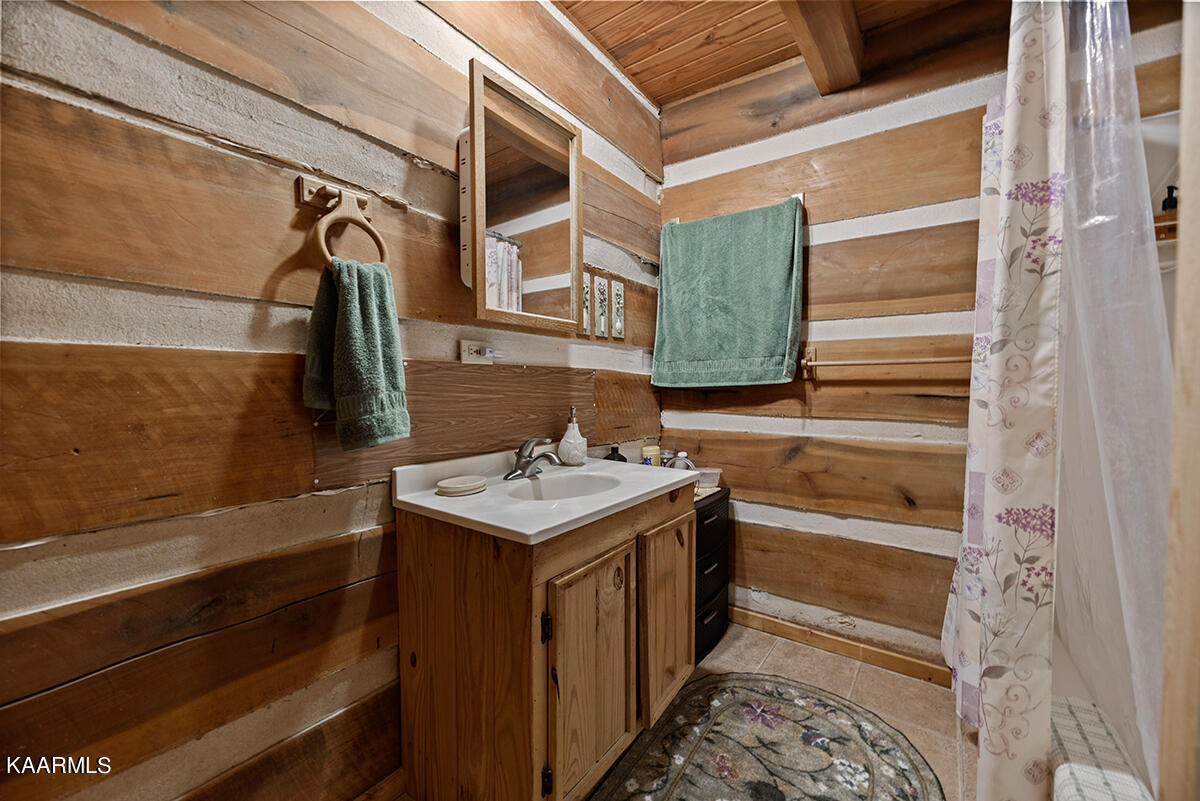 311 Ross Cemetery Road Rocky Top, TN 37769 - Photo 31 of 59 DSC_9982