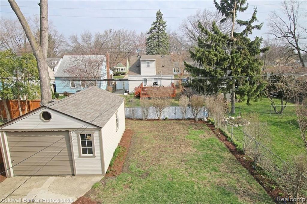 1890 Columbia Road Berkley, MI 48072 - Photo 23 of 42