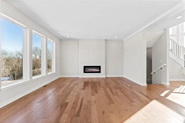 $528,308 | 351 Southwest Chavis Drive, Spring Hill, KS 66083