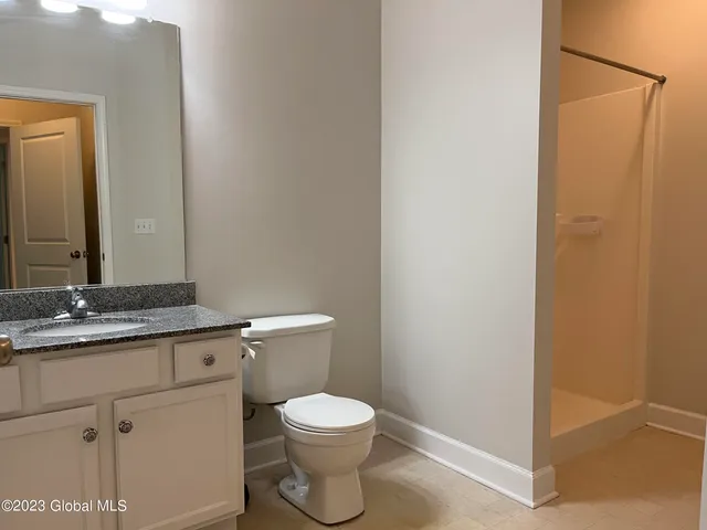 $1,975 | 15 Lancaster Place, Milton, NY 12020