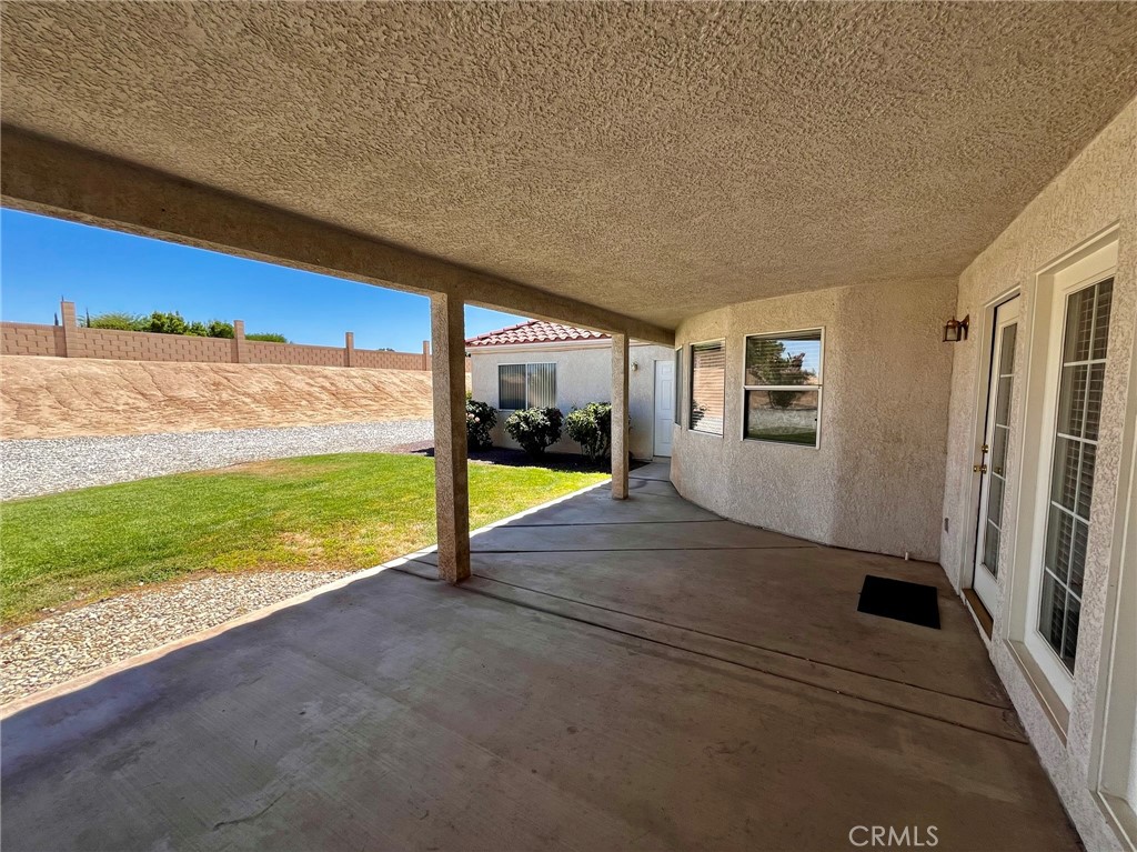 20230 Quail Run Road Apple Valley, CA 92308 - Photo 14 of 71