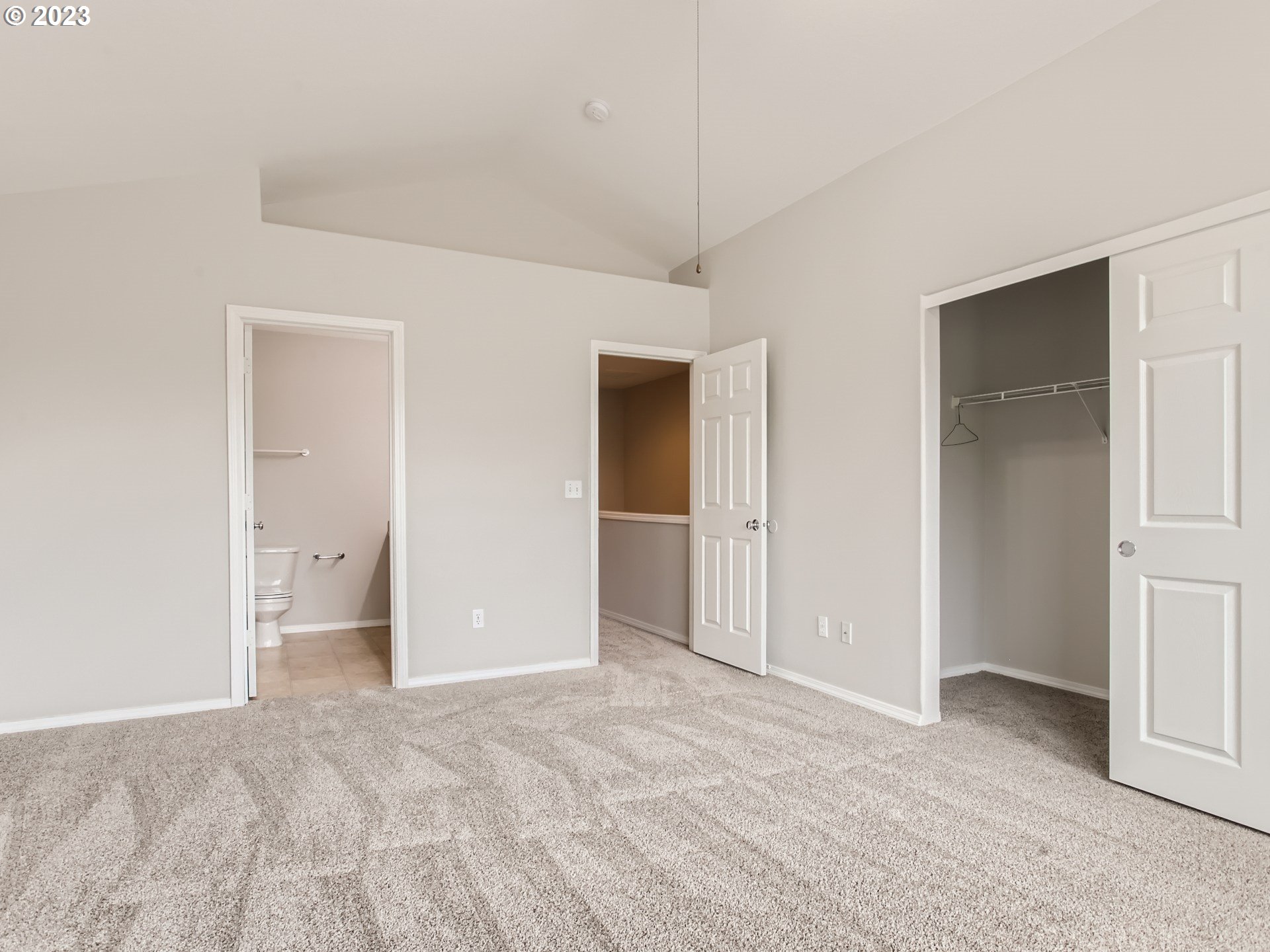 5877 Southeast 15th Drive Gresham, OR 97080 - Photo 15 of 27 a view of empty room