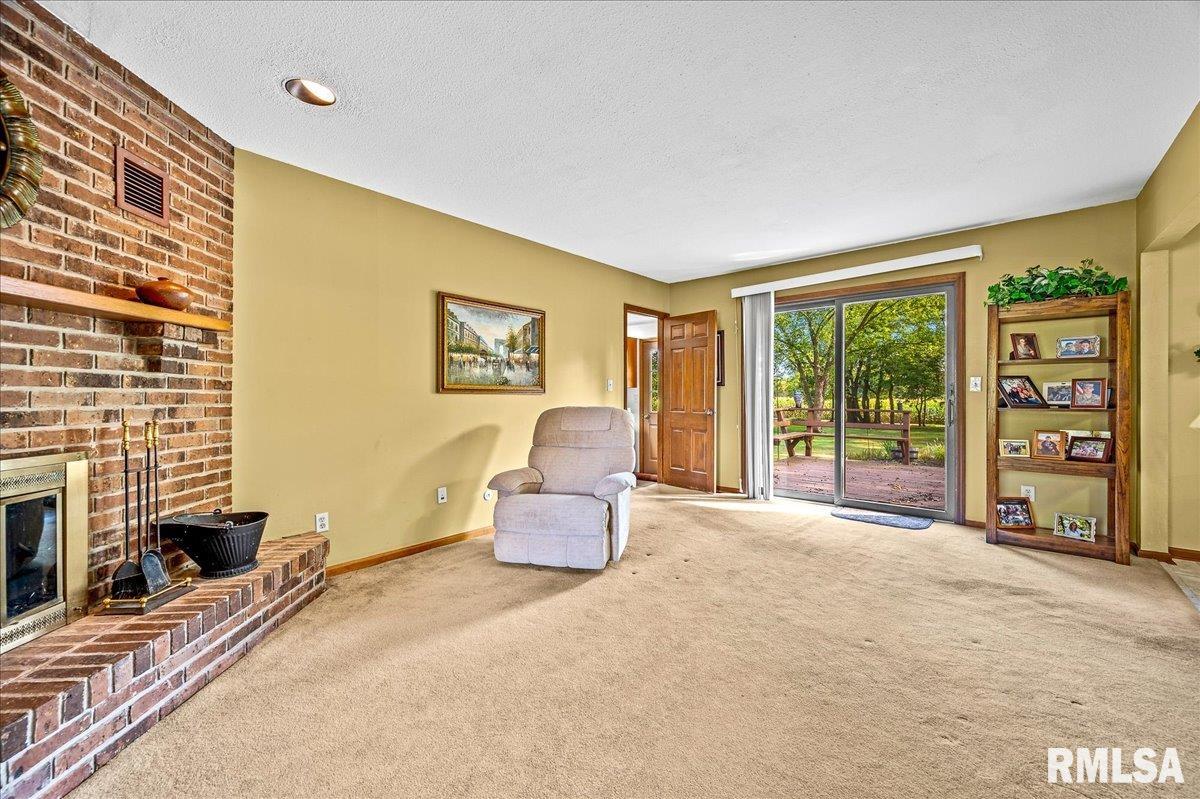 9810 Countryside Lane Edwards, IL 61528 - Photo 15 of 35 Gallery Image 15