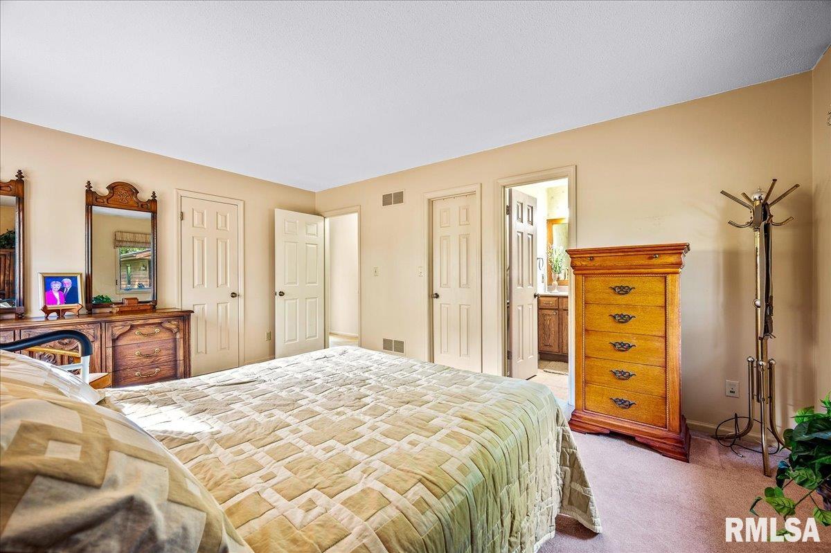 9810 Countryside Lane Edwards, IL 61528 - Photo 17 of 35 Gallery Image 17