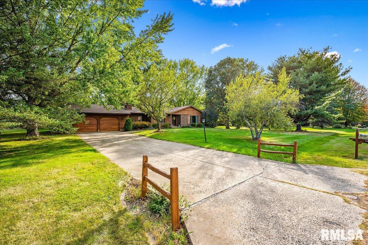 9810 Countryside Lane Edwards, IL 61528 - Photo 2 of 35 Gallery Image 2