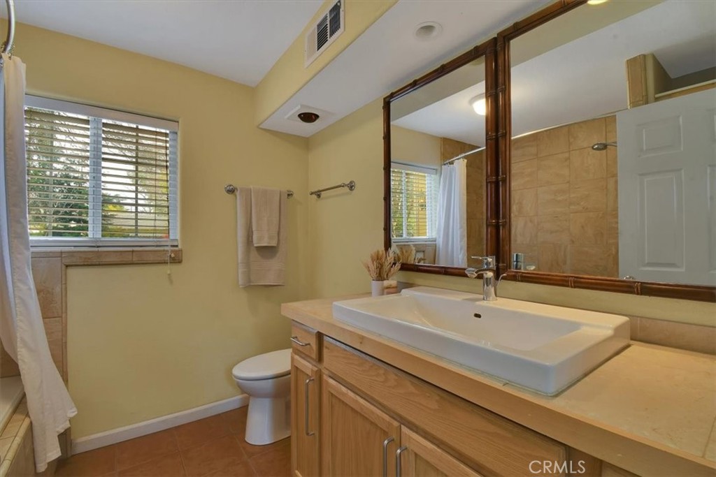 1631 Salem Street Chico, CA 95928 - Photo 28 of 71 Bathroom 2