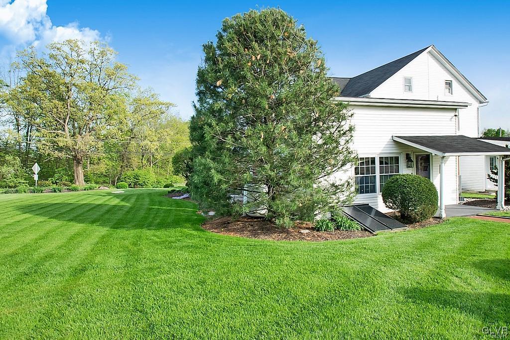 4517 Mountain Road Slatington, PA 18080 - Photo 15 of 46 Gallery Image 15