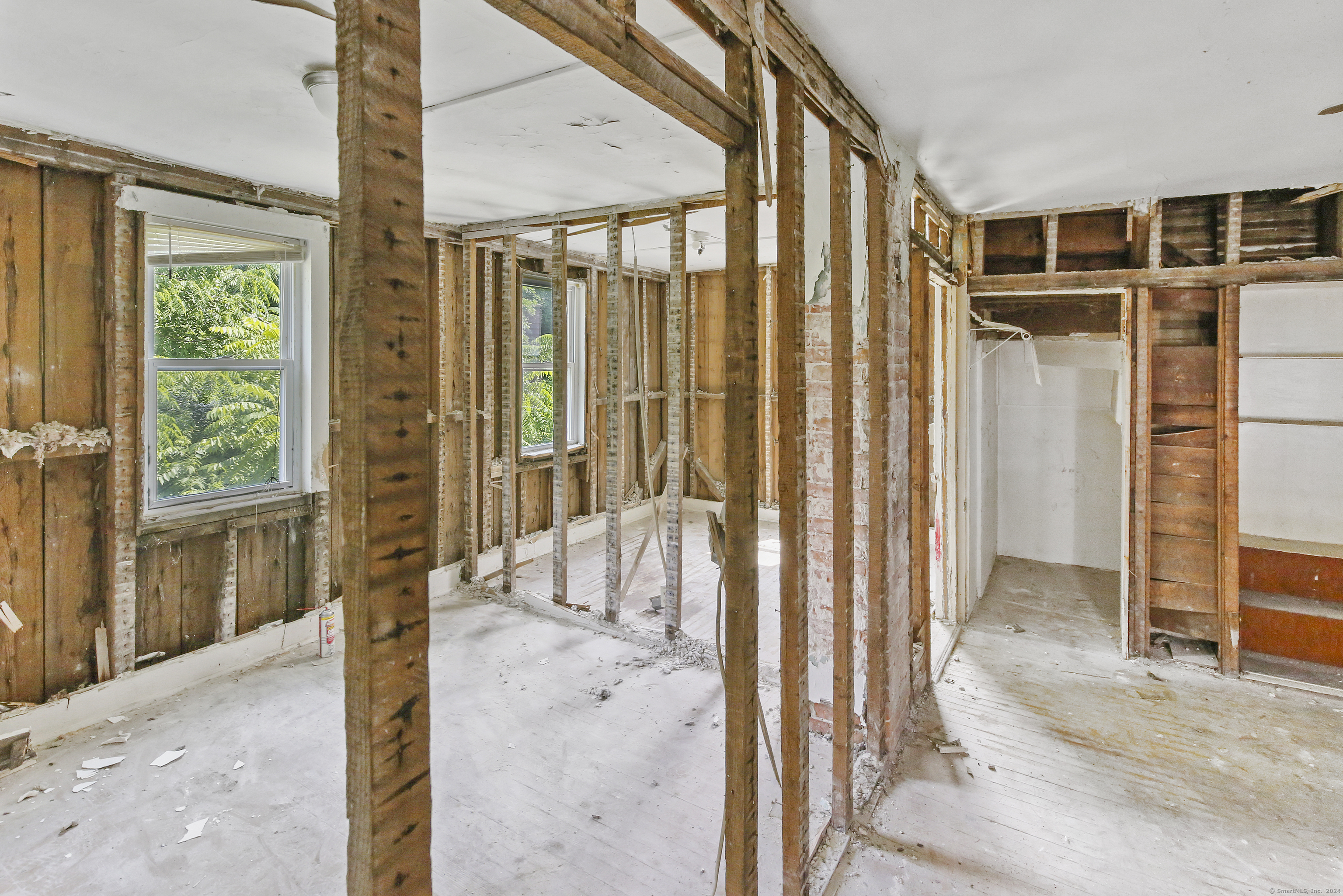 57 Chapman Street Windham, CT 06226 - Photo 13 of 35