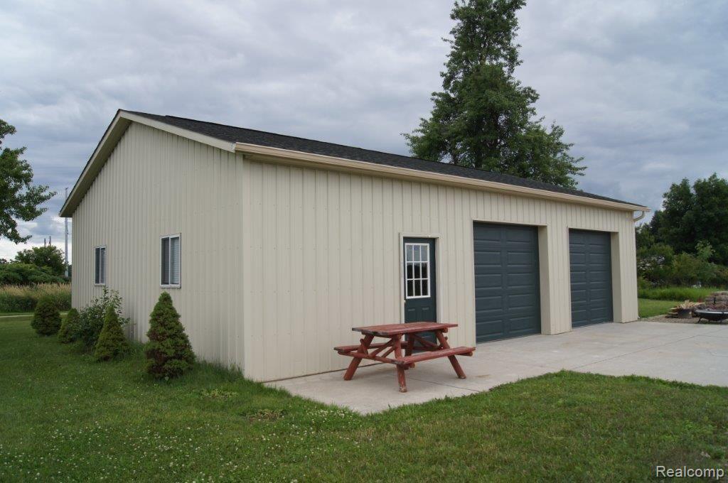 2352 Bullock Road Lapeer, MI 48446 - Photo 28 of 32 2352 Bullock 030.jpg