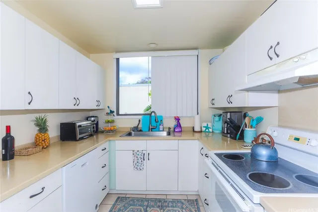 $745,000 | 6770 Hawaii Kai Drive, Unit 24, Honolulu, HI 96825
