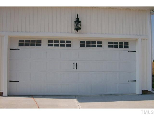 84 South Sunset Ridge Drive Willow Spring, NC 27592 - Photo 20 of 21 a view of an empty room