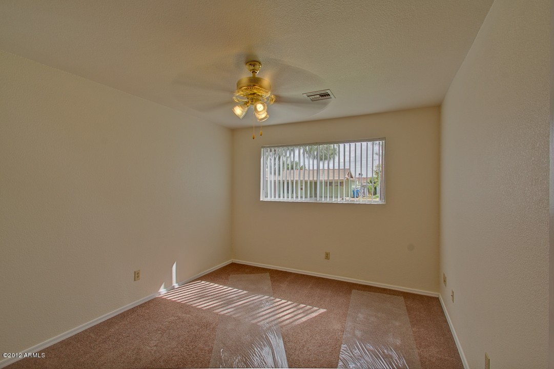 3226 West Wethersfield Road Phoenix, AZ 85029 - Photo 15 of 39 Wethersfield 3226 (15)
