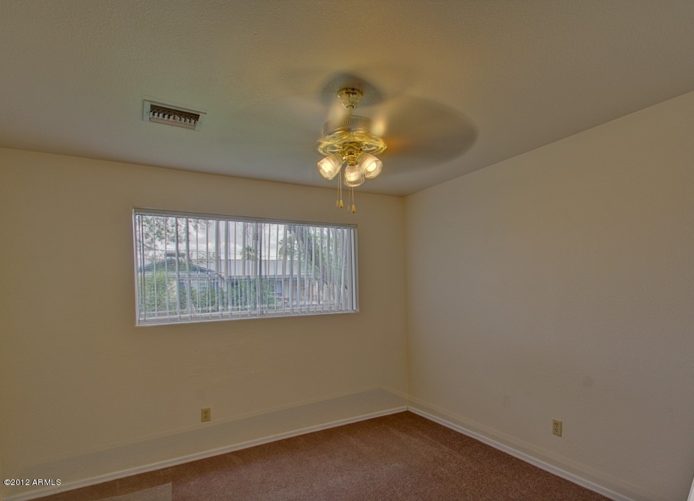 3226 West Wethersfield Road Phoenix, AZ 85029 - Photo 19 of 39 Wethersfield 3226 (19)
