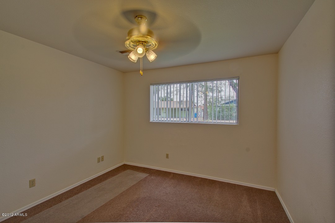 3226 West Wethersfield Road Phoenix, AZ 85029 - Photo 20 of 39 Wethersfield 3226 (20)