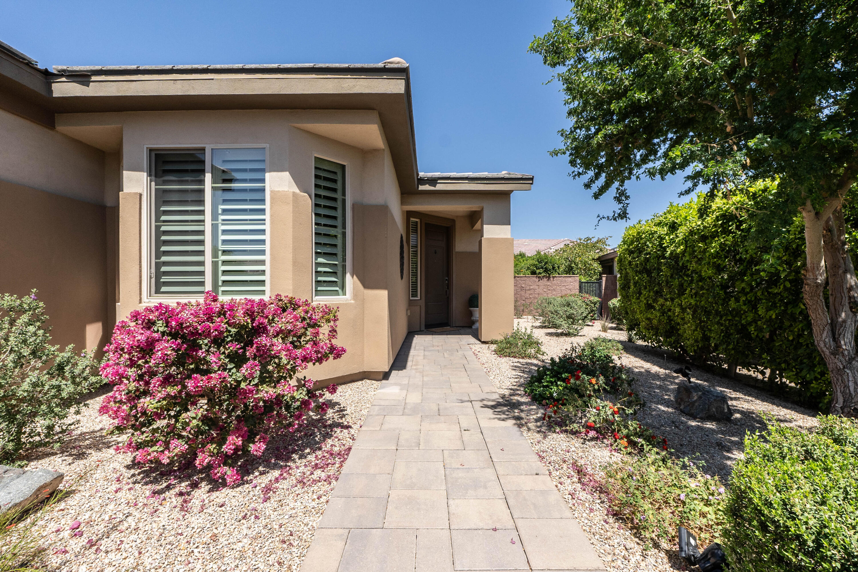 82820 Kingsboro Lane Indio, CA 92201 - Photo 3 of 38 82820 Kingsboro-4