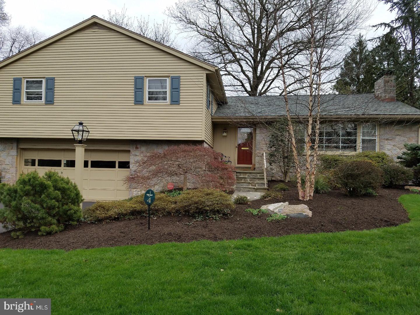 4 Hummingbird Road Wyomissing, PA 19610 - Photo 1 of 14 Gallery Image 1