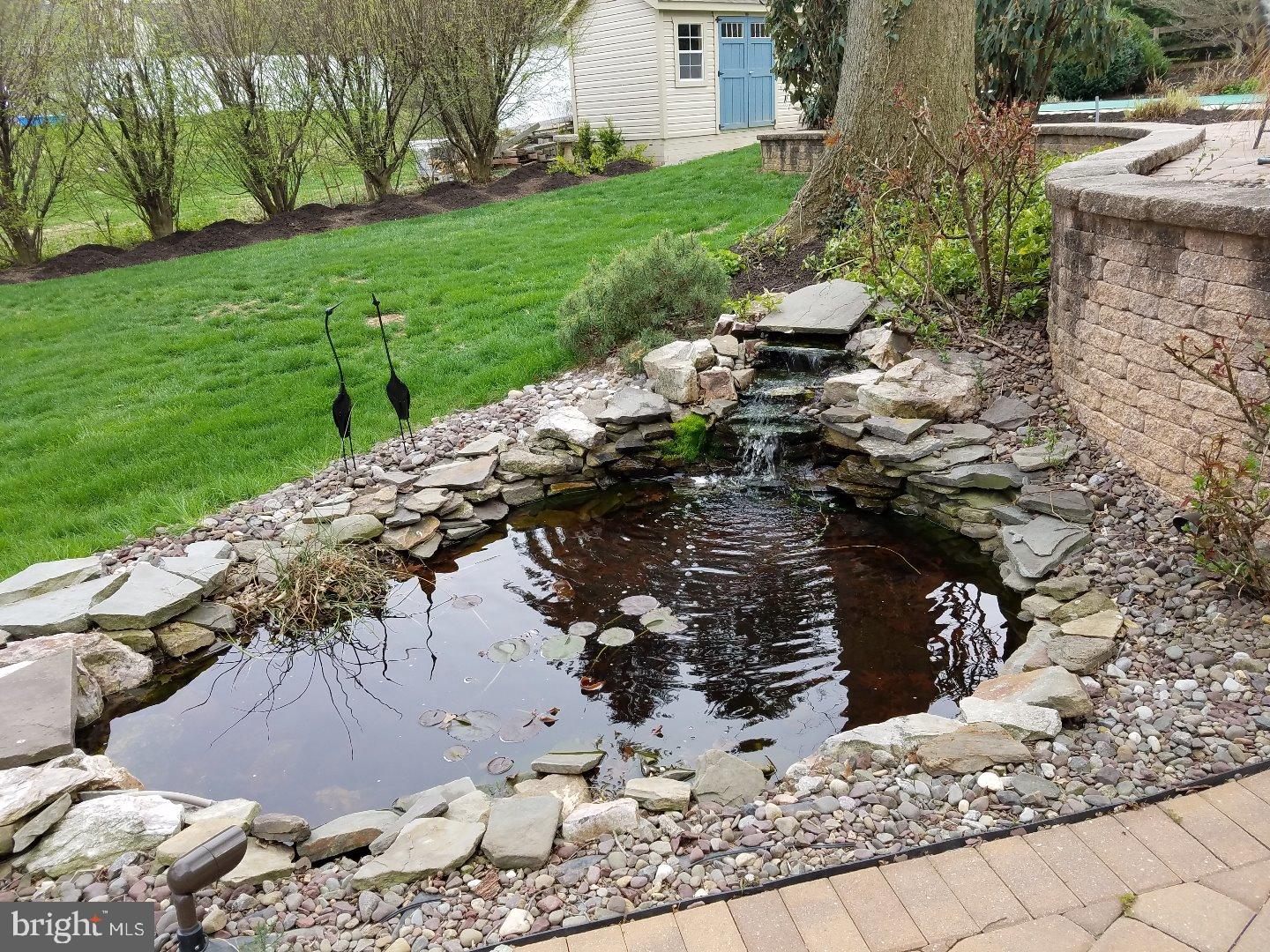 4 Hummingbird Road Wyomissing, PA 19610 - Photo 11 of 14 Gallery Image 11